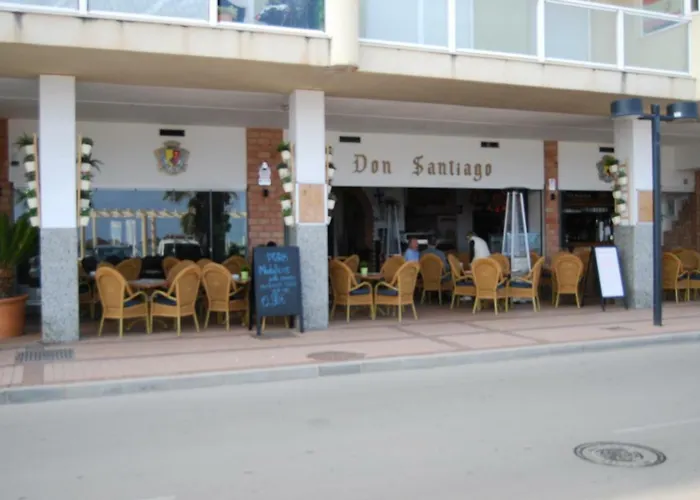 Апартаменти Costa Holidays *